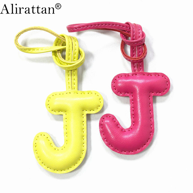 알리라탄 뉴 트렌드 영어 알파벳 J 참 액세서리 202 - Monogram Keychain Leather 리뷰 및 가격