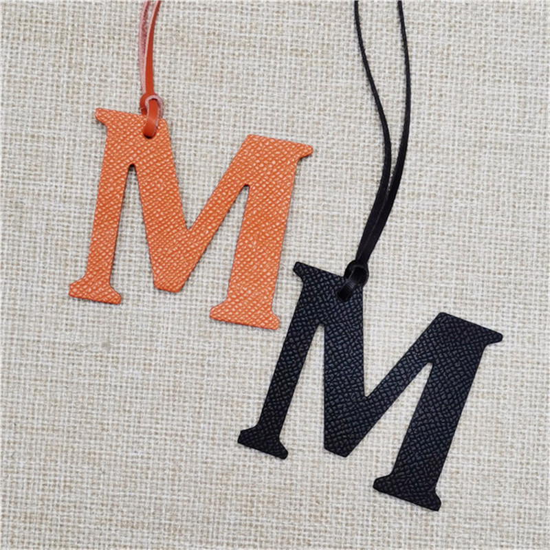 XMESSUN 새로운 영어 문자 M 참 럭셔리 정품 천 - Monogram Keychain Leather 리뷰 및 가격